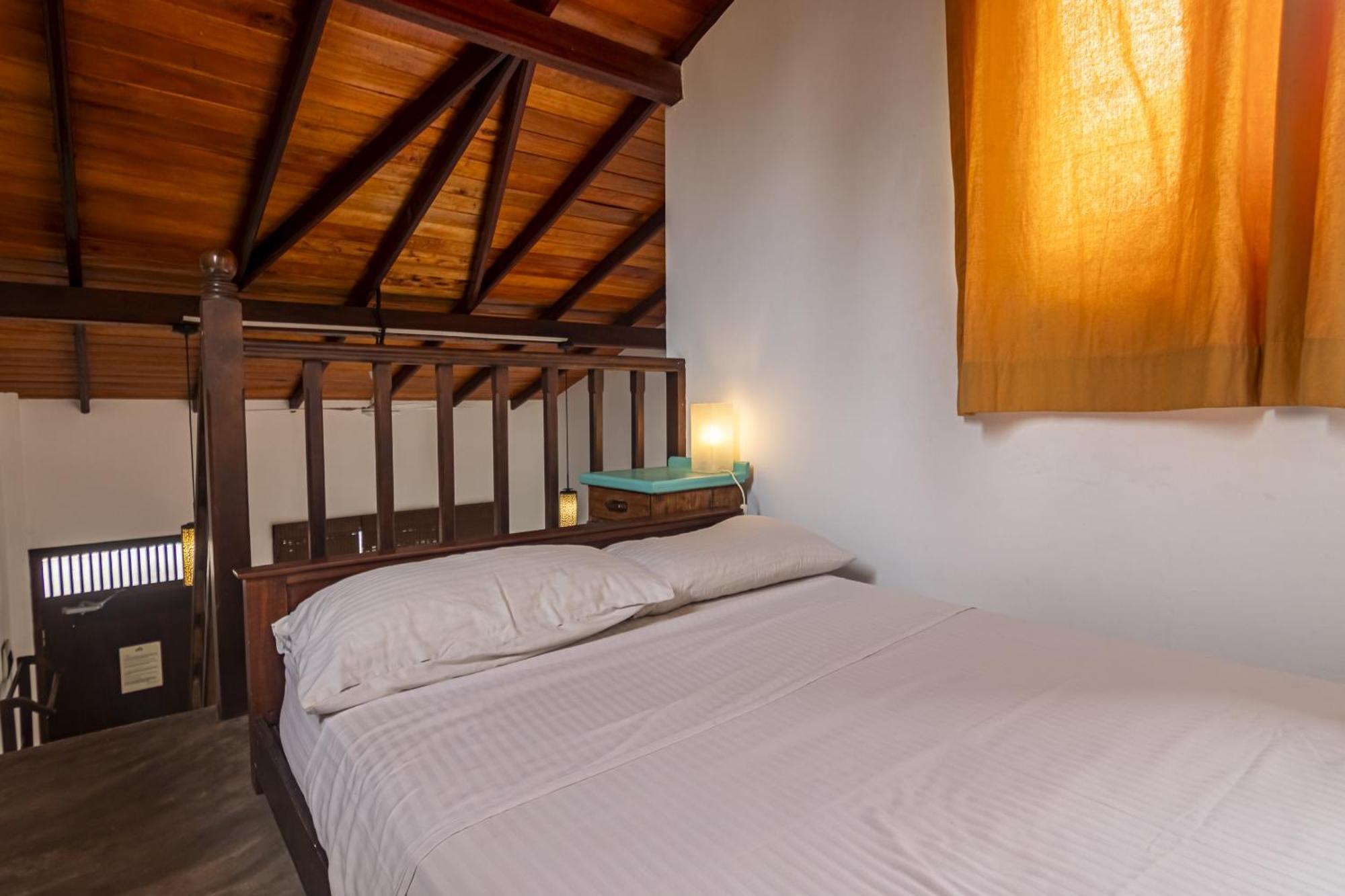 Hotel Lion's Rest à Weligama Extérieur photo