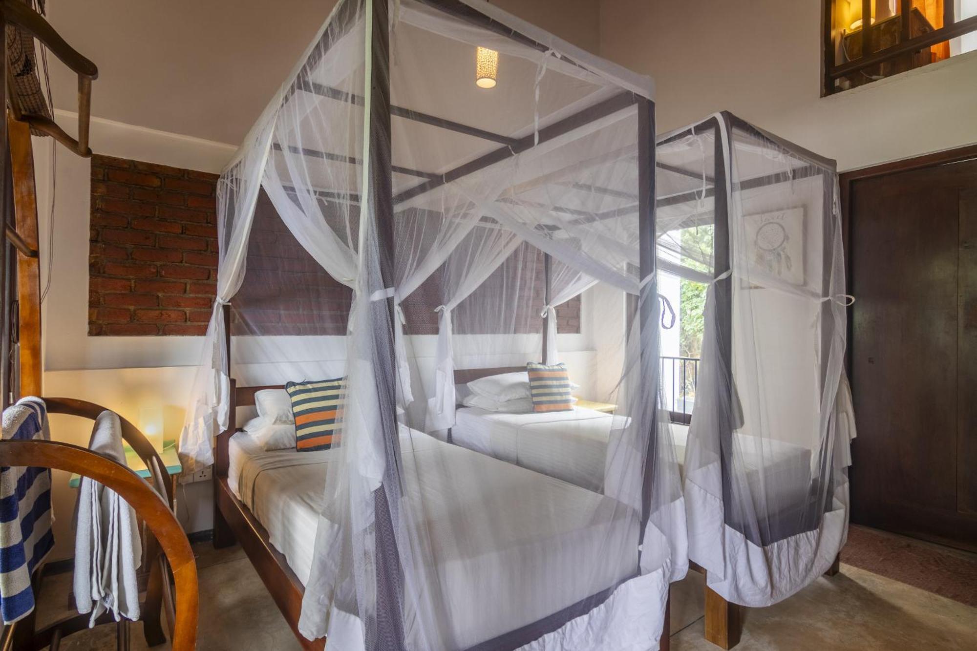 Hotel Lion's Rest à Weligama Extérieur photo