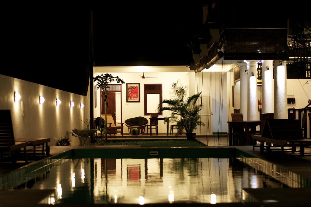 Hotel Lion's Rest à Weligama Extérieur photo